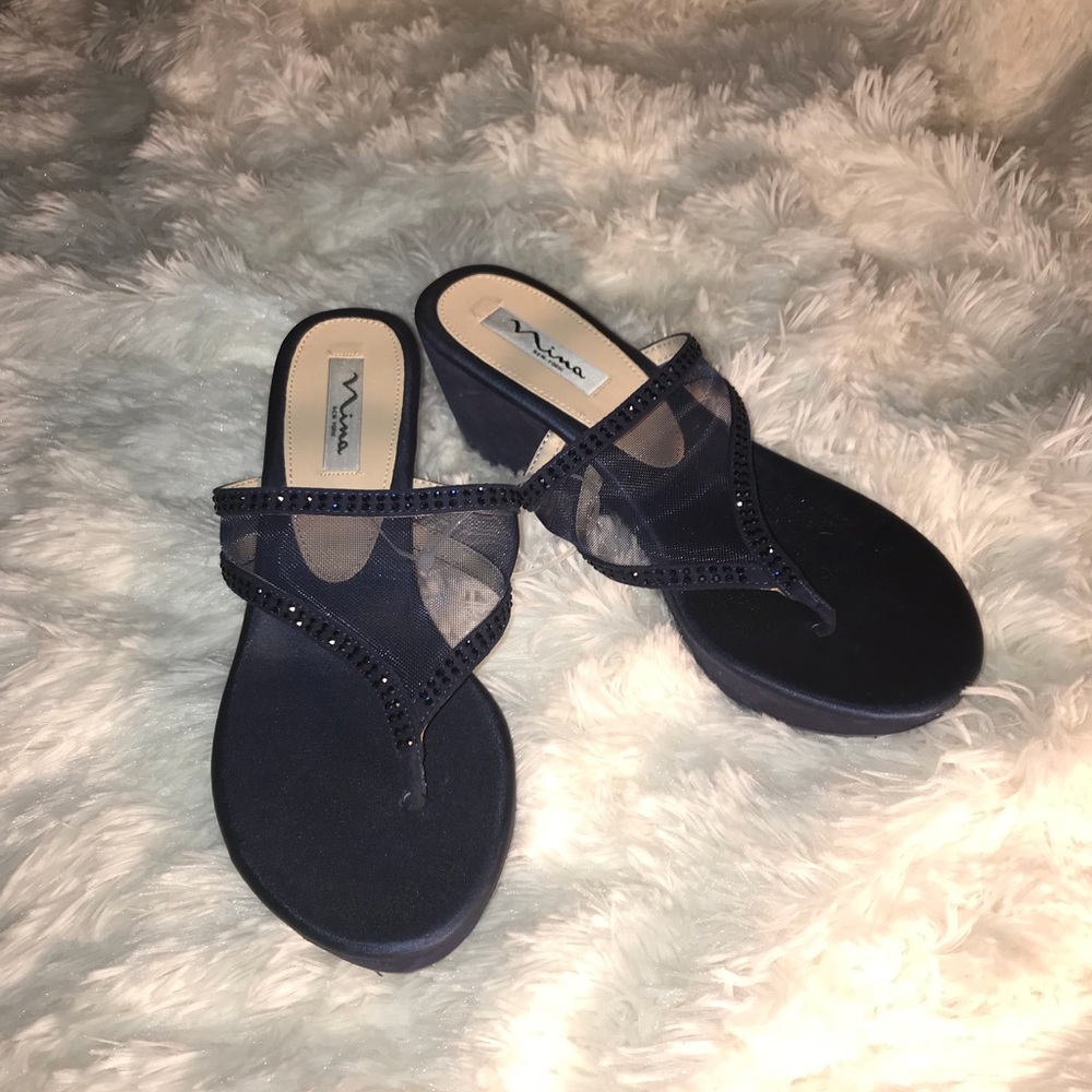 NWOT NINA Navy Sandals